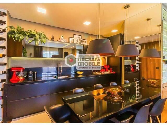 #3531 - Apartamento para Venda em Florianópolis - SC