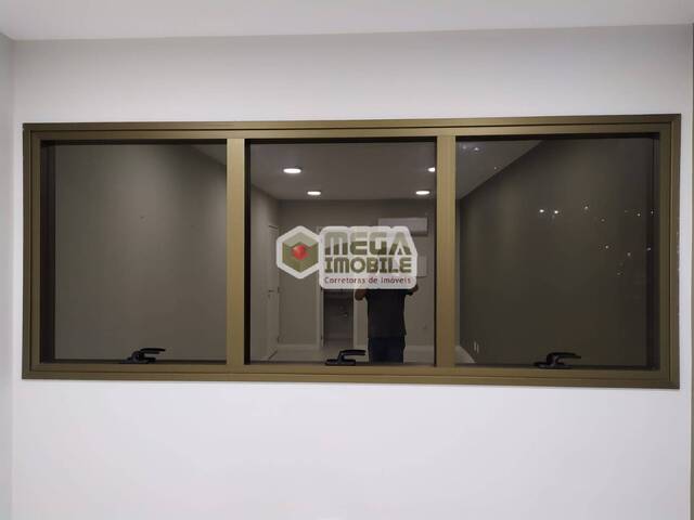 Sala para Venda em Florianópolis - 4