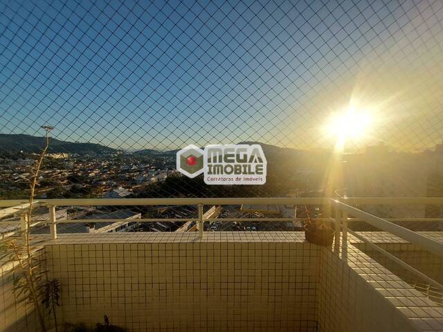 #3721 - Apartamento para Venda em Florianópolis - SC