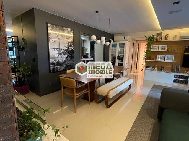 #3755 - Apartamento para Venda em Florianópolis - SC