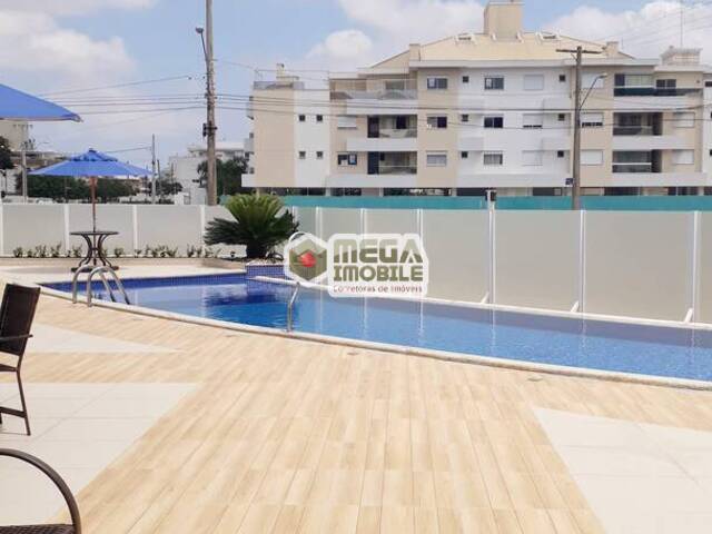 #3825 - Apartamento para Venda em Florianópolis - SC