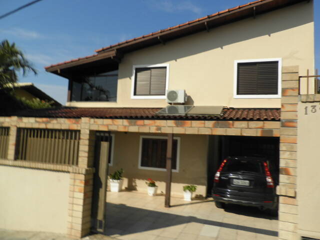 #2006 - Casa para Venda em Florianópolis - SC - 1