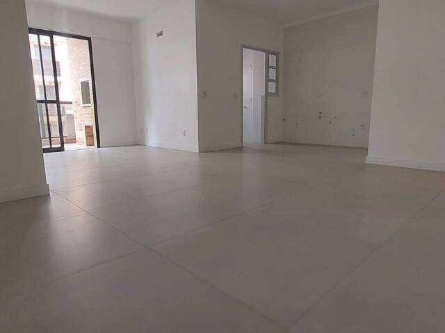 #3460 - Apartamento para Venda em Florianópolis - SC