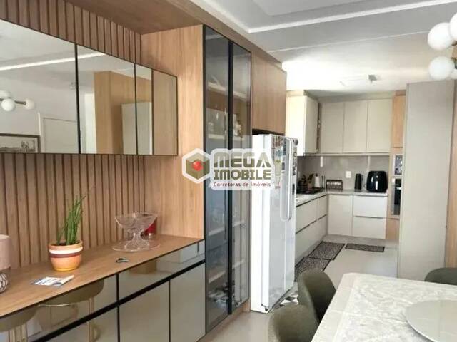 #3917 - Apartamento para Venda em Florianópolis - SC - 2