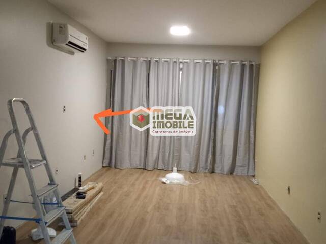 #3954 - Apartamento para Venda em Florianópolis - SC - 3