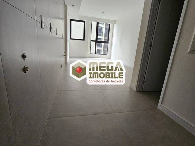 #3965 - Apartamento para Venda em Florianópolis - SC - 3