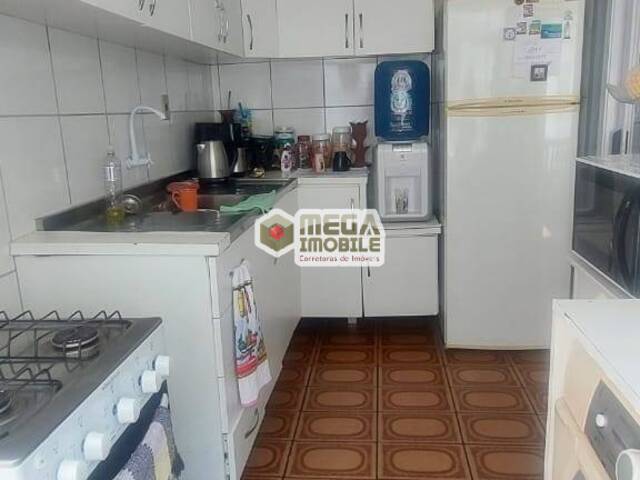#3960 - Apartamento para Venda em Florianópolis - SC - 3