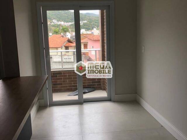 #3977 - Apartamento para Venda em Florianópolis - SC
