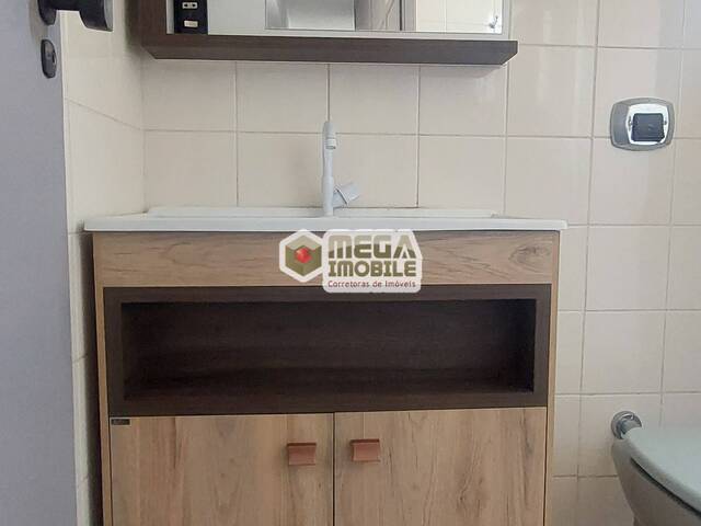 Apartamento para Venda em Florianópolis - 4