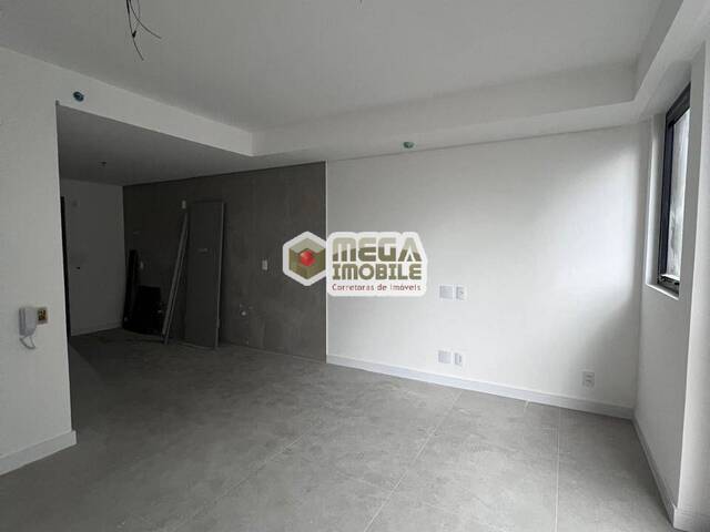 #4008 - Apartamento para Venda em Florianópolis - SC - 2