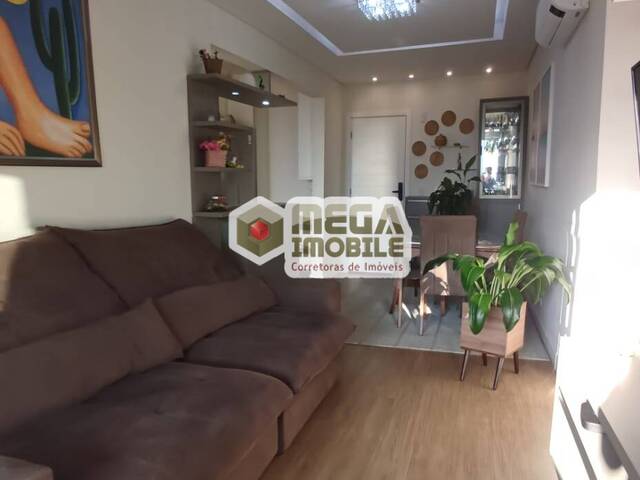 #4021 - Apartamento para Venda em Florianópolis - SC