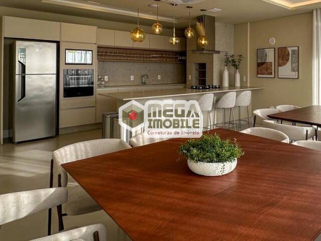 #4061 - Apartamento para Venda em Florianópolis - SC - 3