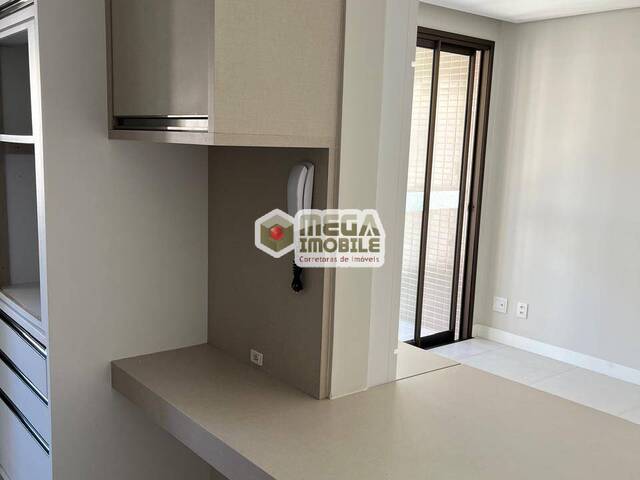 Apartamento para Venda em Florianópolis - 2