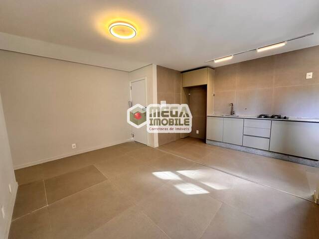 Apartamento para Venda em Florianópolis - 3