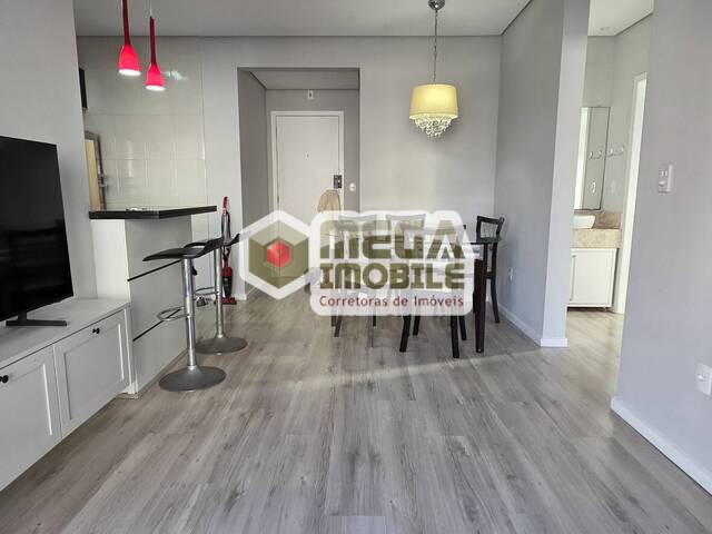 Apartamento para Venda em Florianópolis - 3