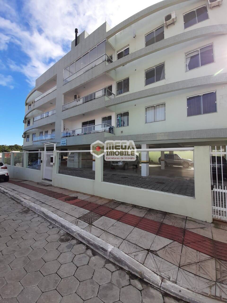 Oportunidade para investidores pertinho da praia dos Ingleses!