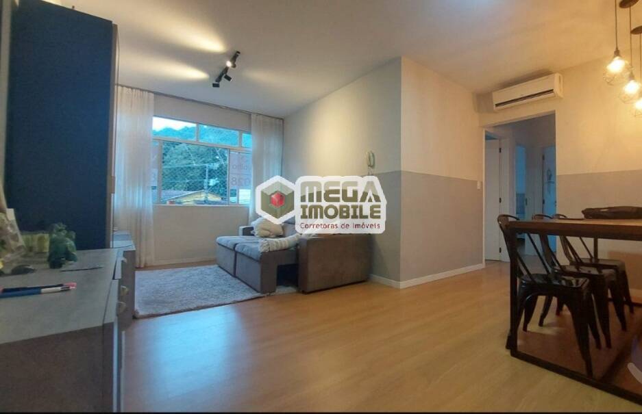 Apartamento à venda com 3 quartos, 73m² - Foto 2