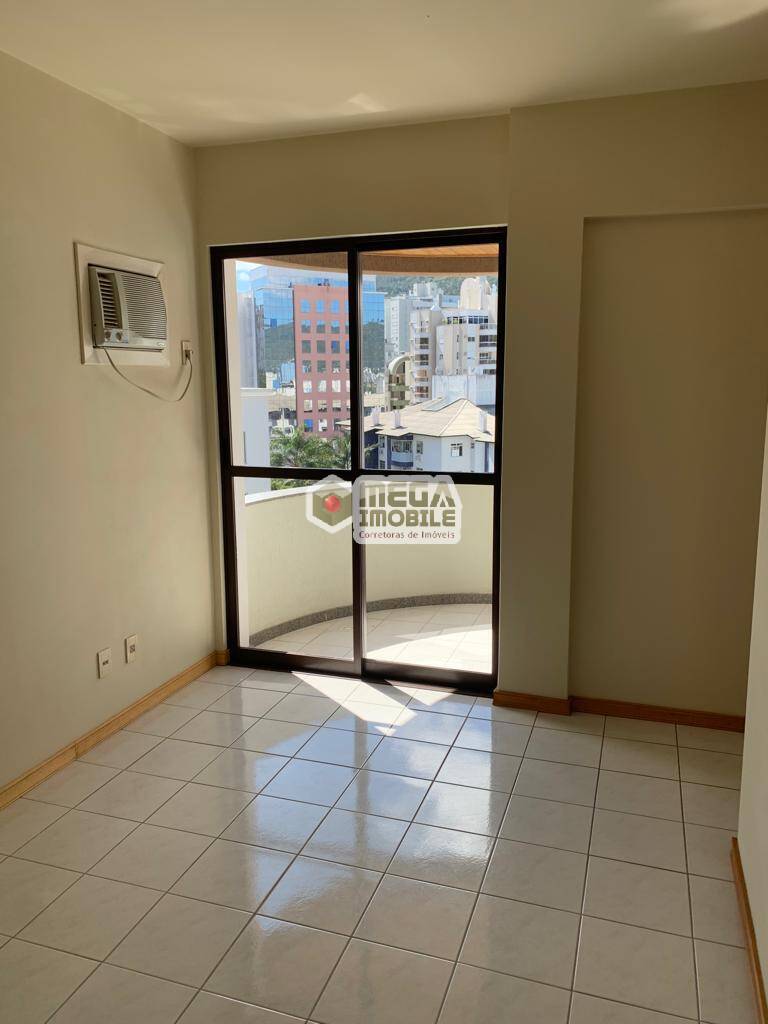Apartamento à venda com 2 quartos, 65m² - Foto 7