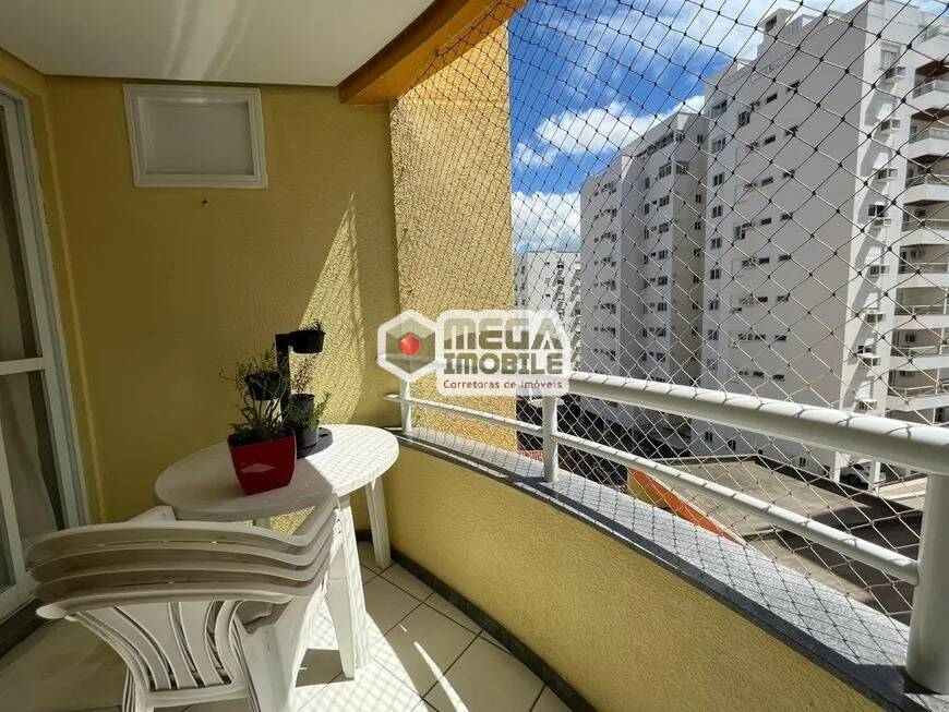Apartamento  no bairro Trindade, a 2 quadras da ufsc!   2 dorm suíte