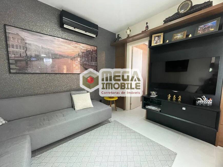 Apartamento à venda com 3 quartos, 121m² - Foto 3