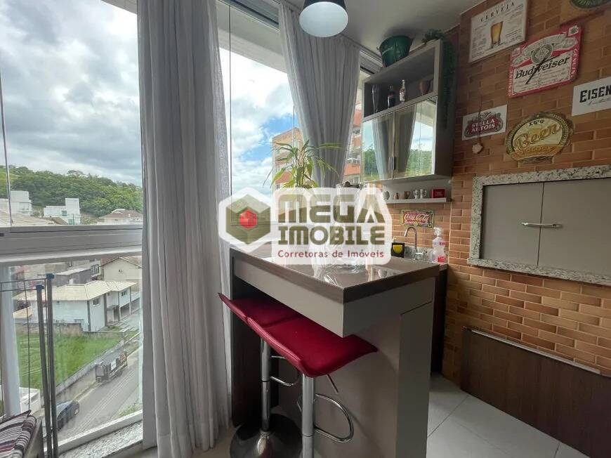 Apartamento à venda com 3 quartos, 121m² - Foto 13
