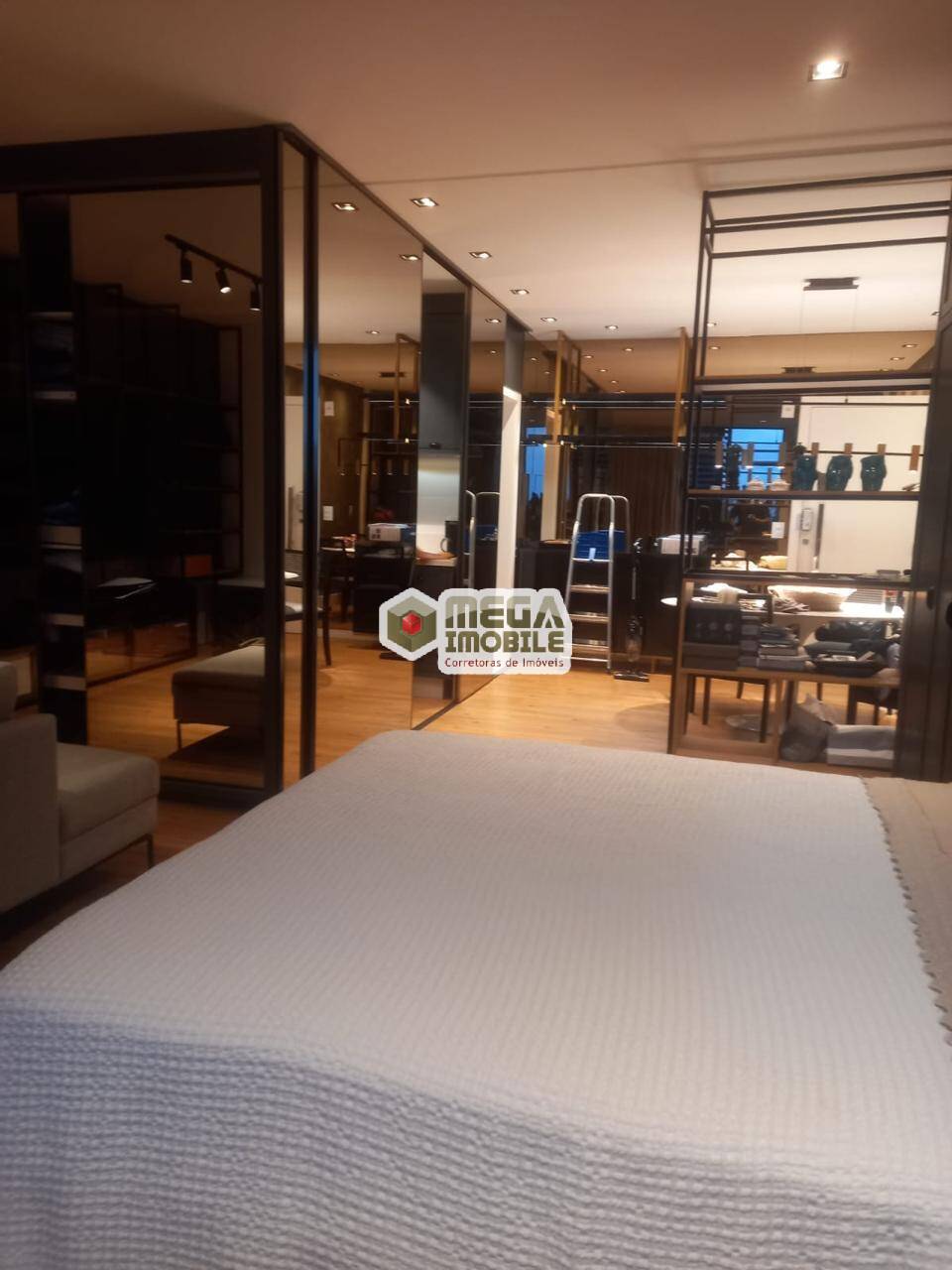 Apartamento à venda com 1 quarto, 50m² - Foto 17