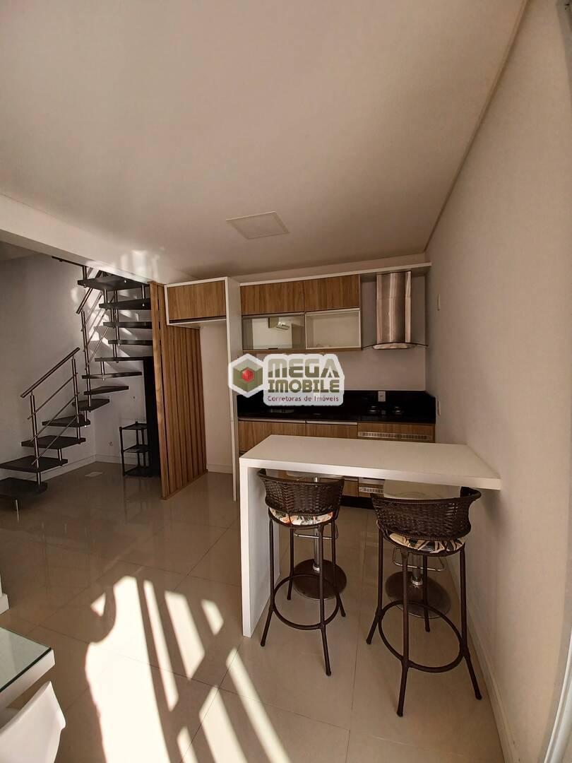 Cobertura à venda e aluguel com 3 quartos, 150m² - Foto 4