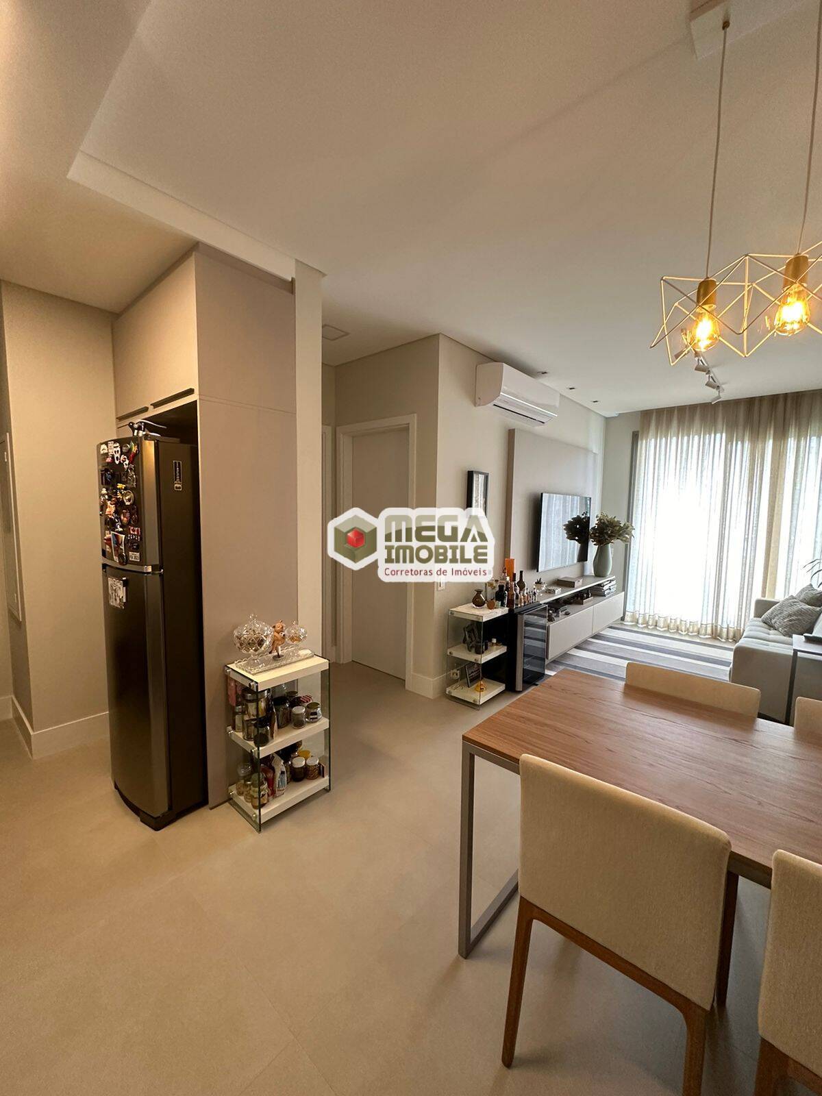 Apartamento à venda com 1 quarto, 50m² - Foto 3