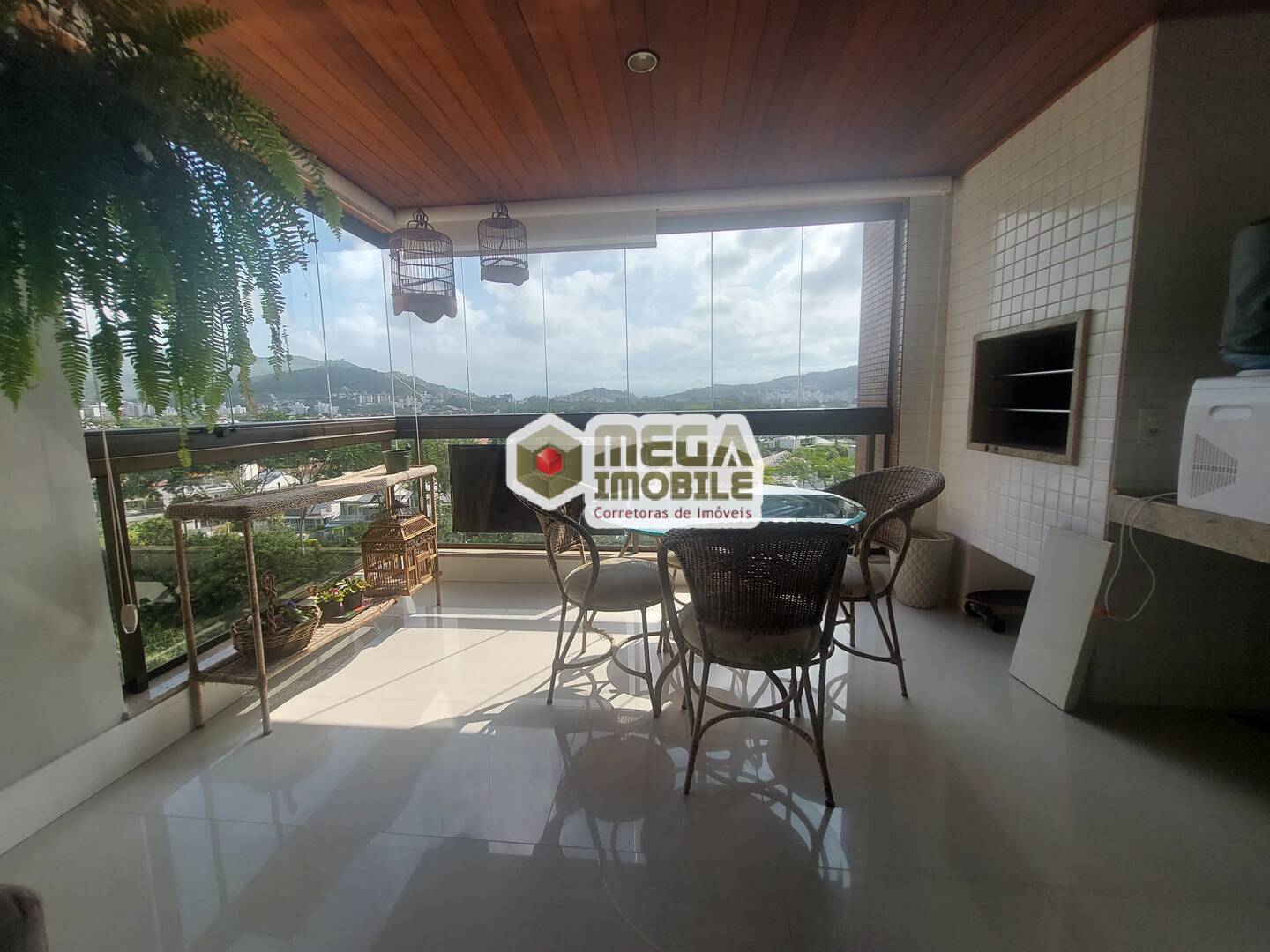 Apto no Pq Sao Jorge, 3 dorm , suite, 112m2. lazer. NOBRE região