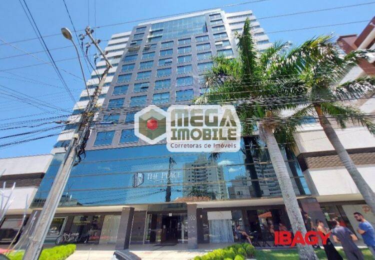 Sala comercial no The Place Office, no bairro Trindade