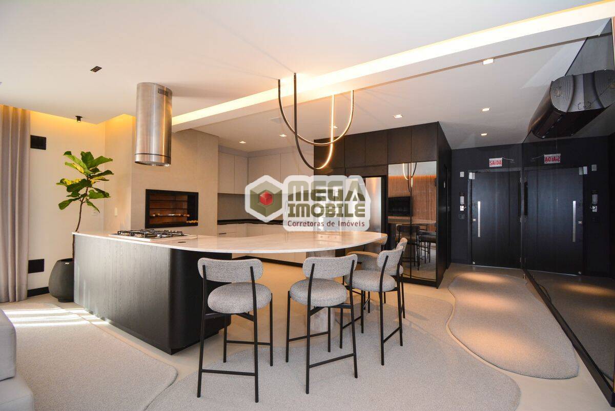 Apartamento NOVO, 2 SUÍTES, LAGO DI GARDA, CENTRO FLORIANOPOLIS