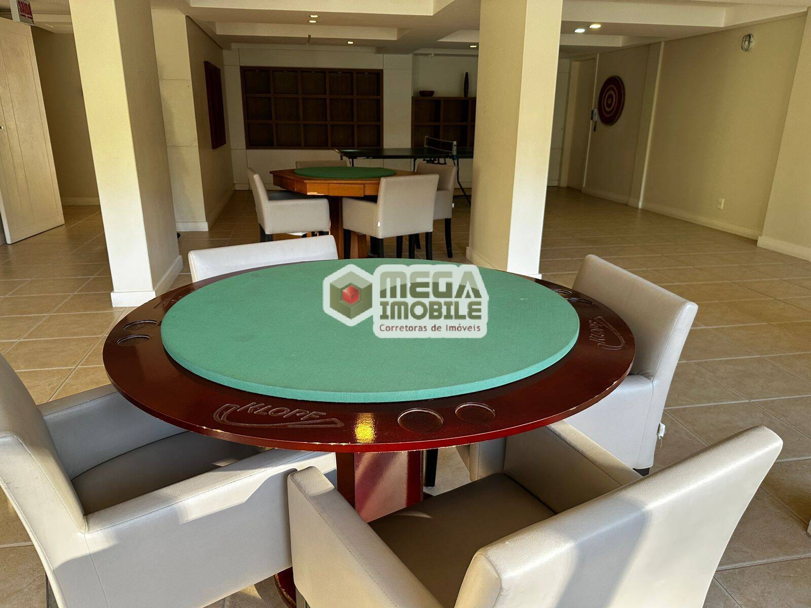Apartamento à venda com 2 quartos, 60m² - Foto 26