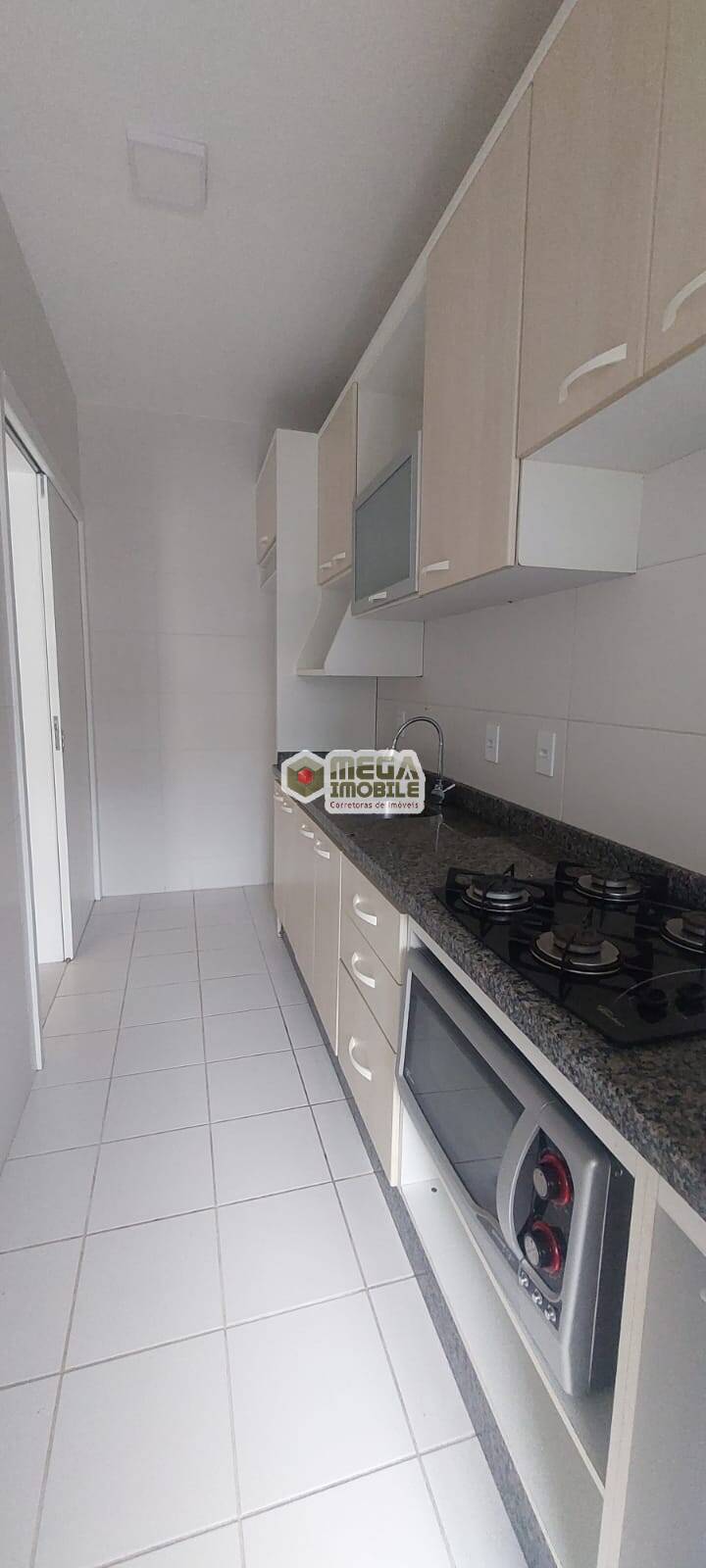 Apartamento à venda com 2 quartos, 60m² - Foto 3