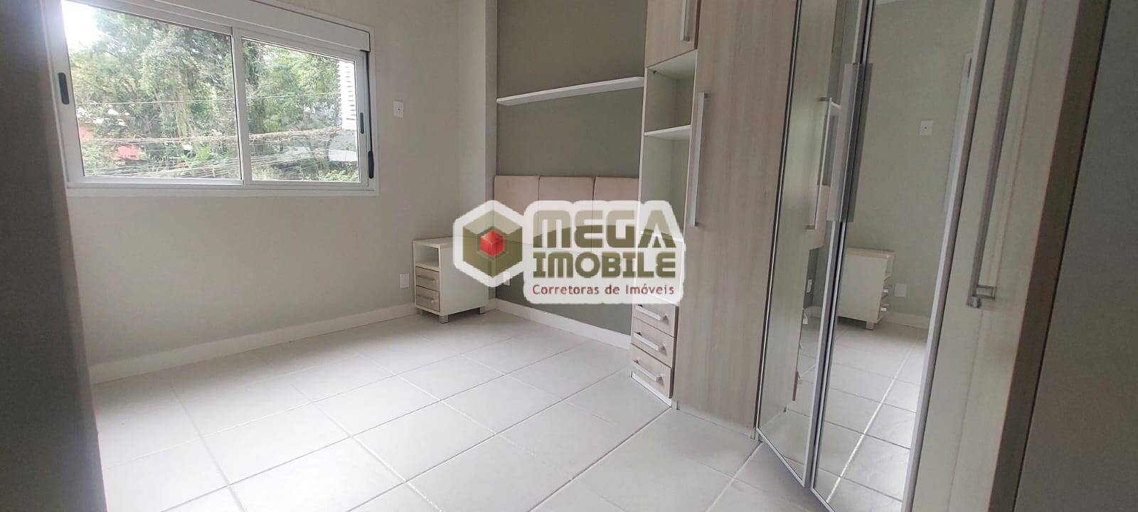 Apartamento à venda com 2 quartos, 60m² - Foto 13