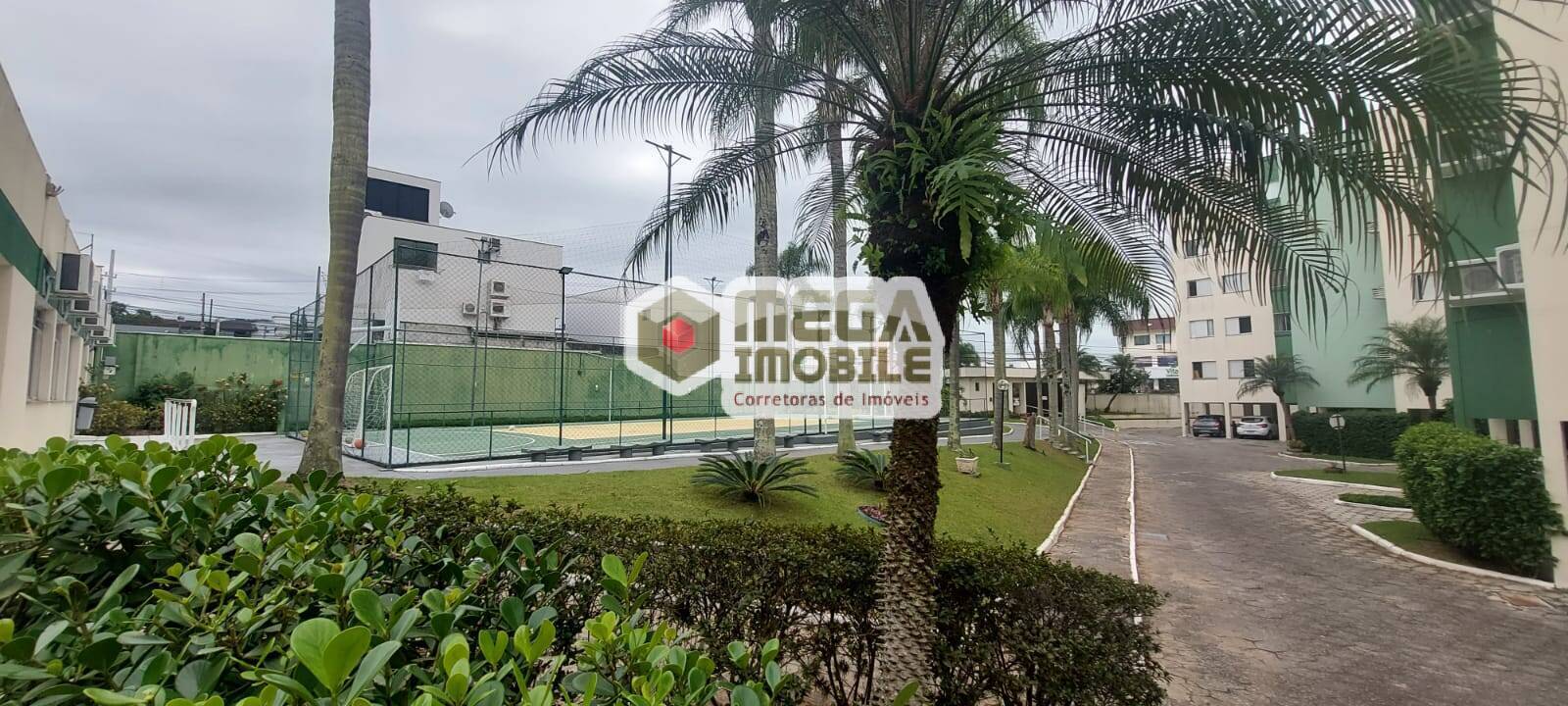 Apartamento à venda com 3 quartos, 86m² - Foto 2