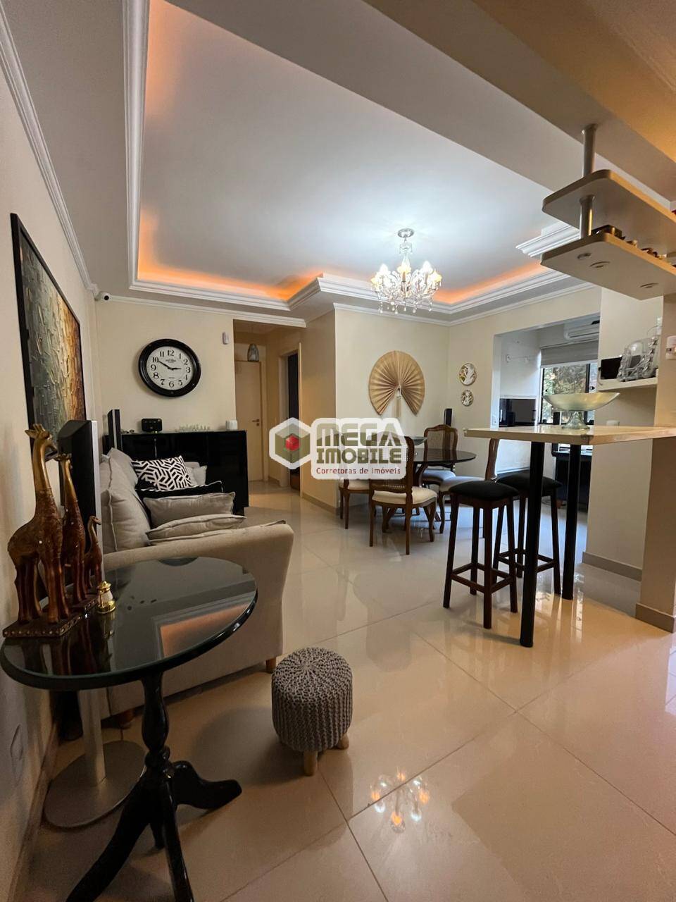 Apartamento reformado, moderno, Trindade, titri, 2 dorm suíte