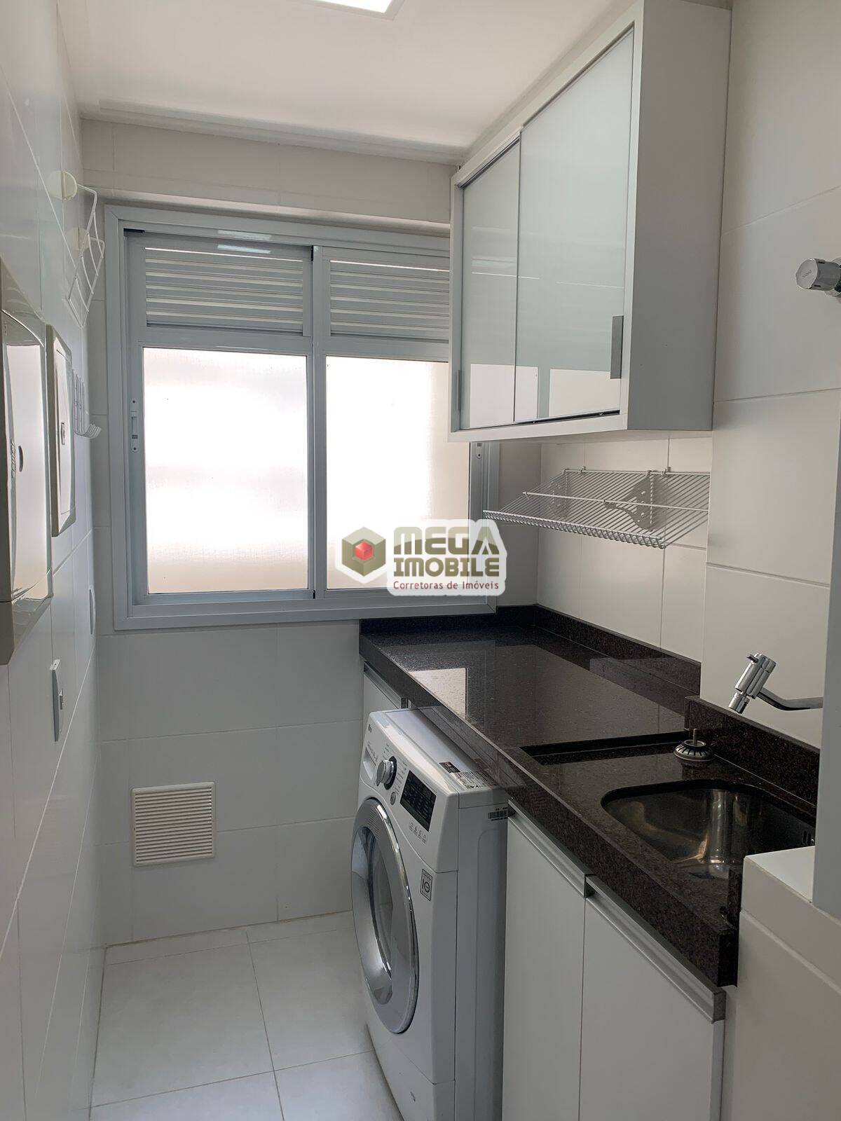 Apartamento à venda com 2 quartos, 70m² - Foto 7