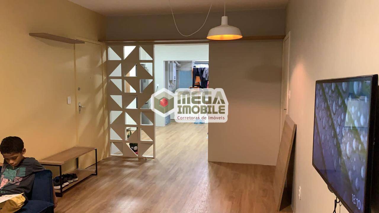 Apartamento ao lado da ufsc, rótula da Carvoeira, 4 dormitorios