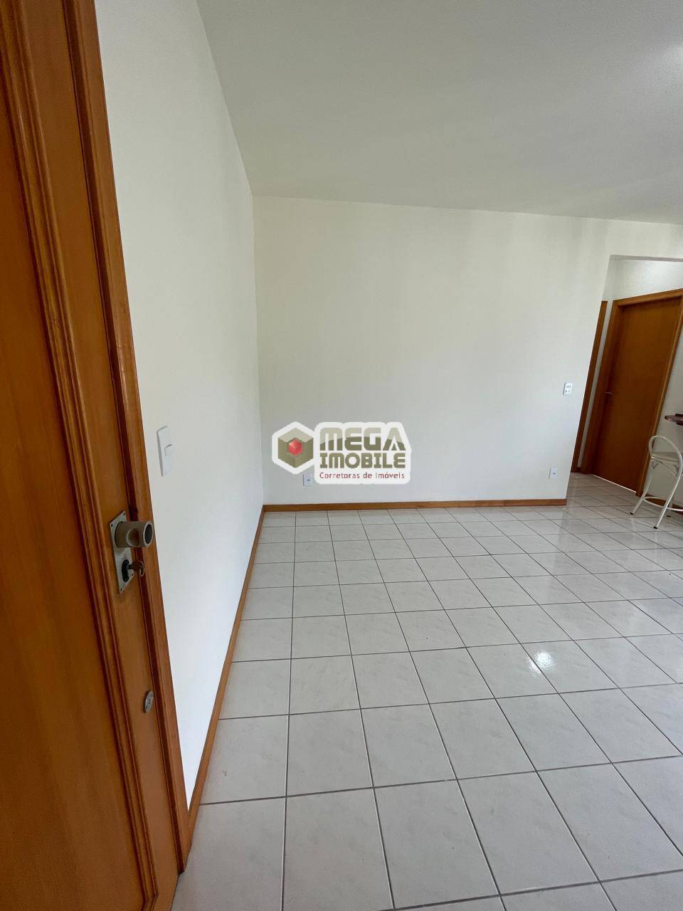Apartamento à venda com 2 quartos, 65m² - Foto 5