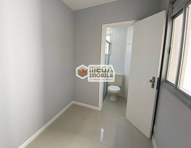 Apartamento à venda com 3 quartos, 122m² - Foto 27