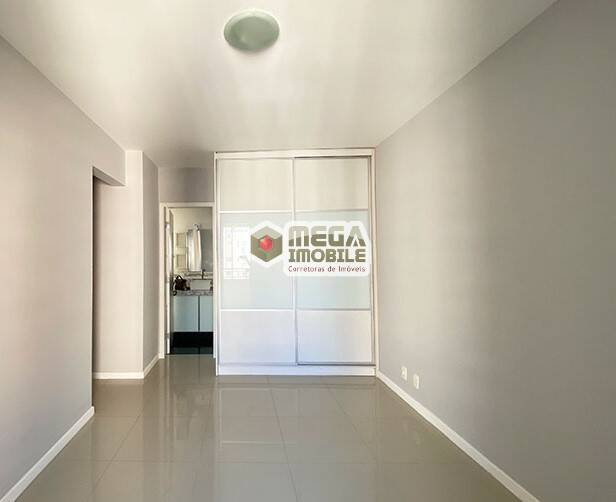 Apartamento à venda com 3 quartos, 122m² - Foto 13