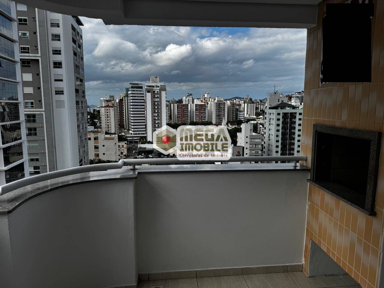 oportunidade centro Florianopolis, 3 dorm(suíte), pç bombeiros, 2 vagas