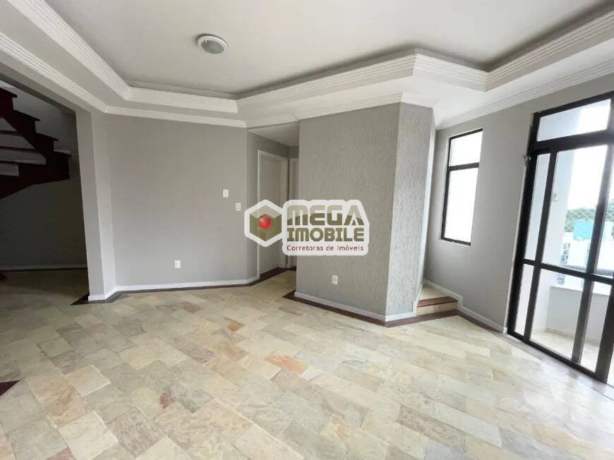 Apartamento à venda com 3 quartos, 127m² - Foto 2