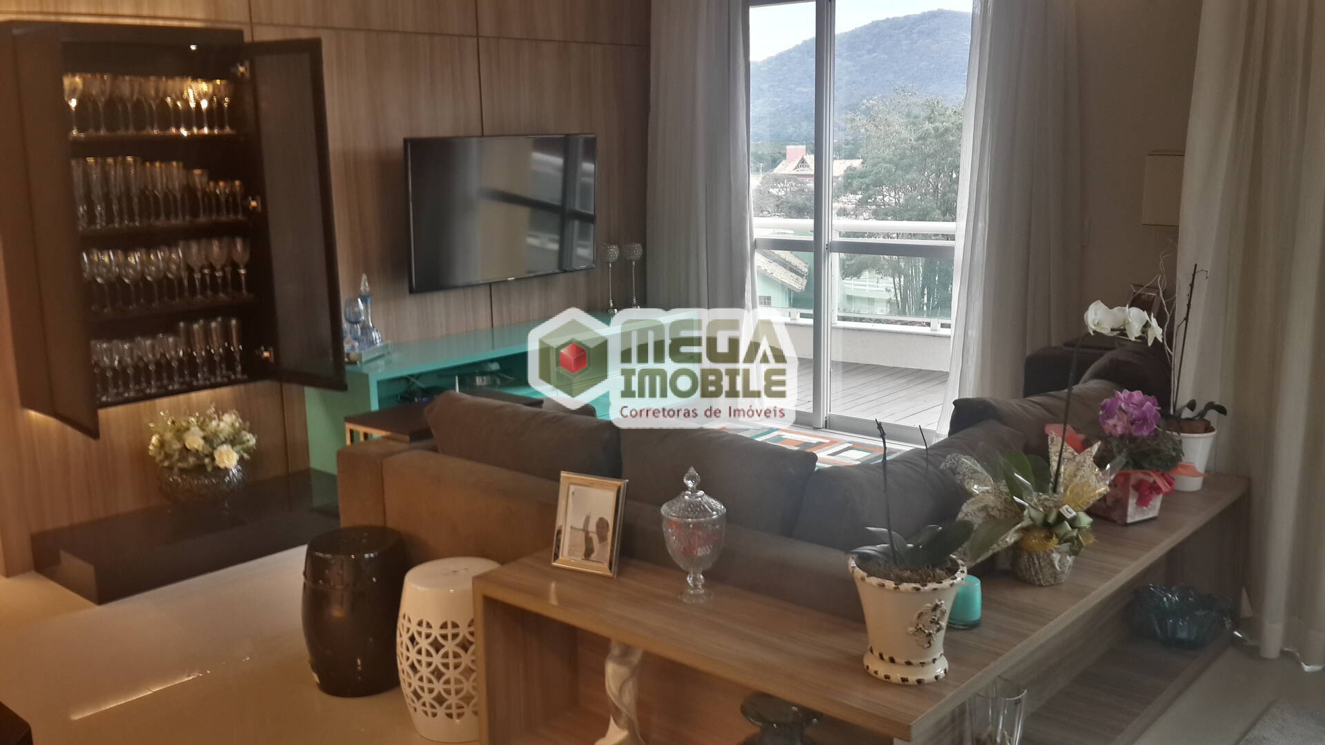 Apartamento à venda com 3 quartos, 199m² - Foto 7