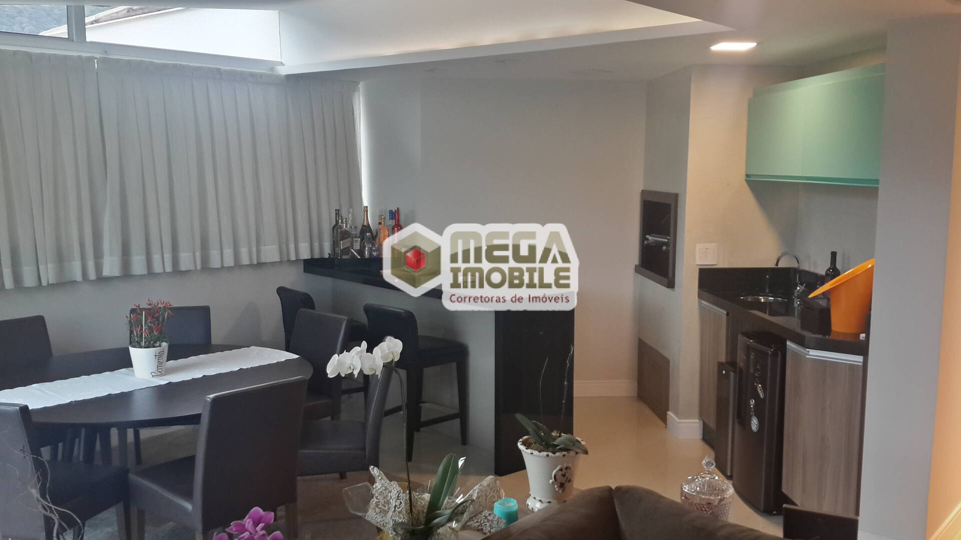 Apartamento à venda com 3 quartos, 199m² - Foto 12