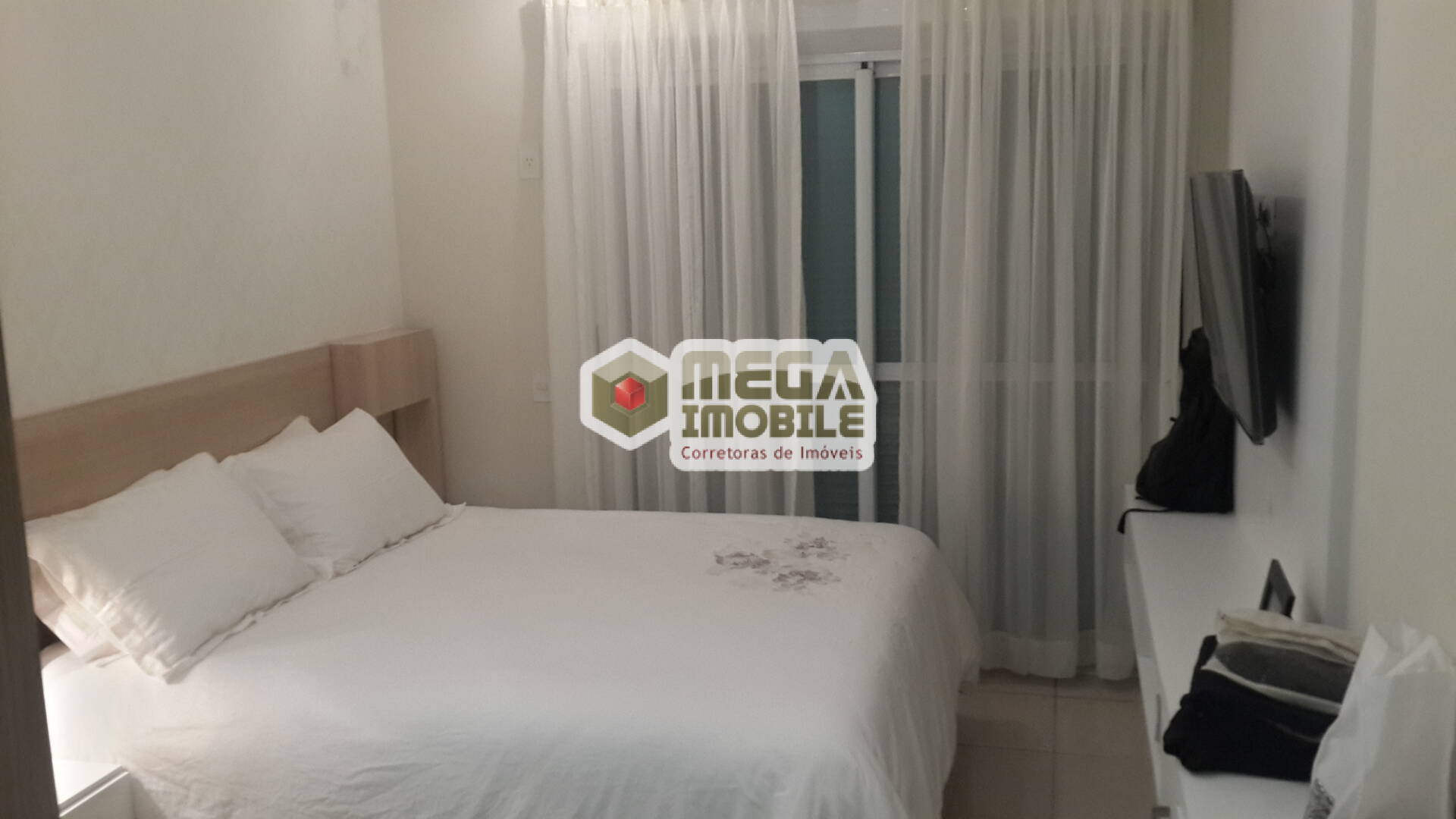 Apartamento à venda com 3 quartos, 199m² - Foto 14