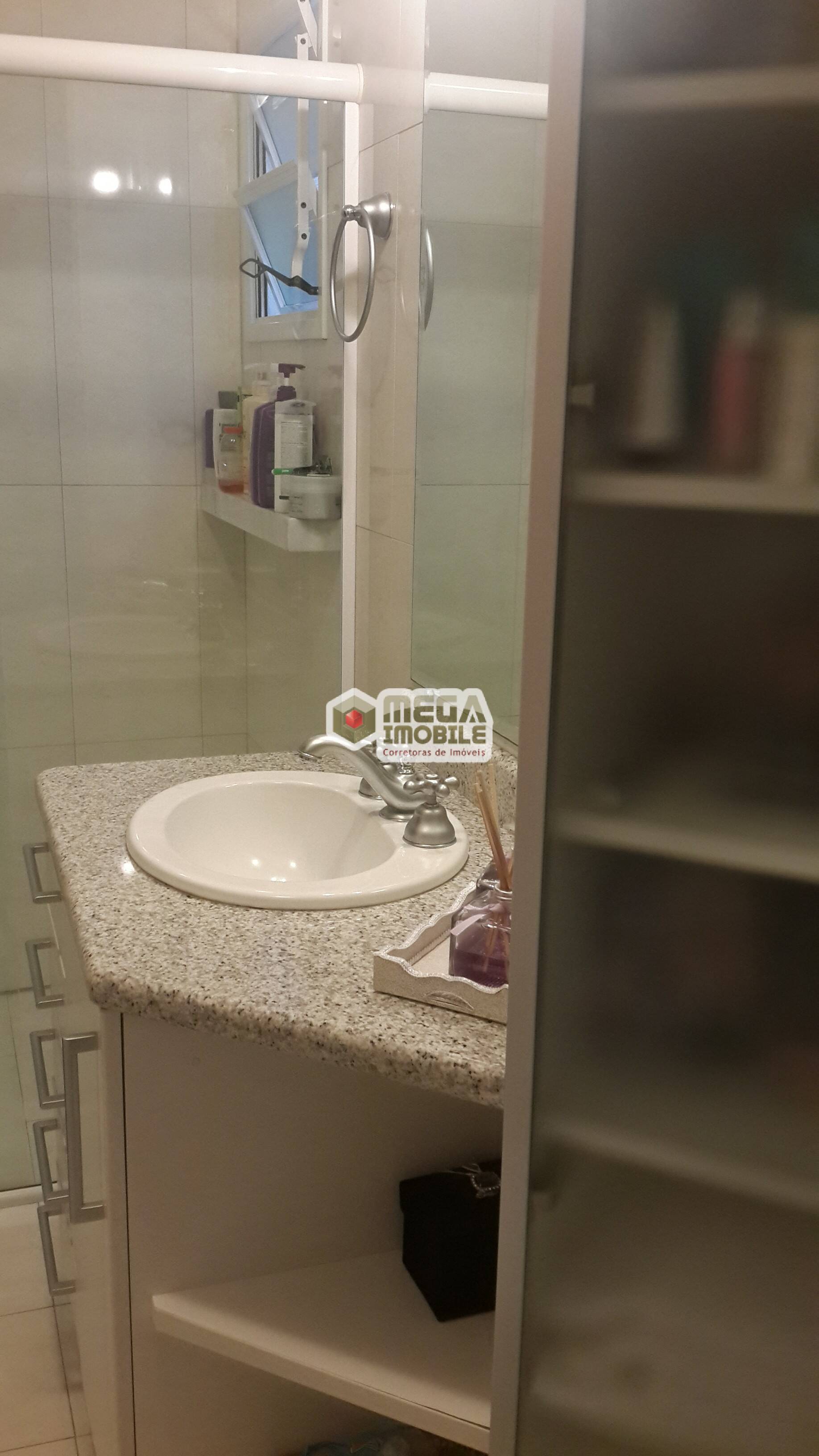 Apartamento à venda com 3 quartos, 199m² - Foto 17