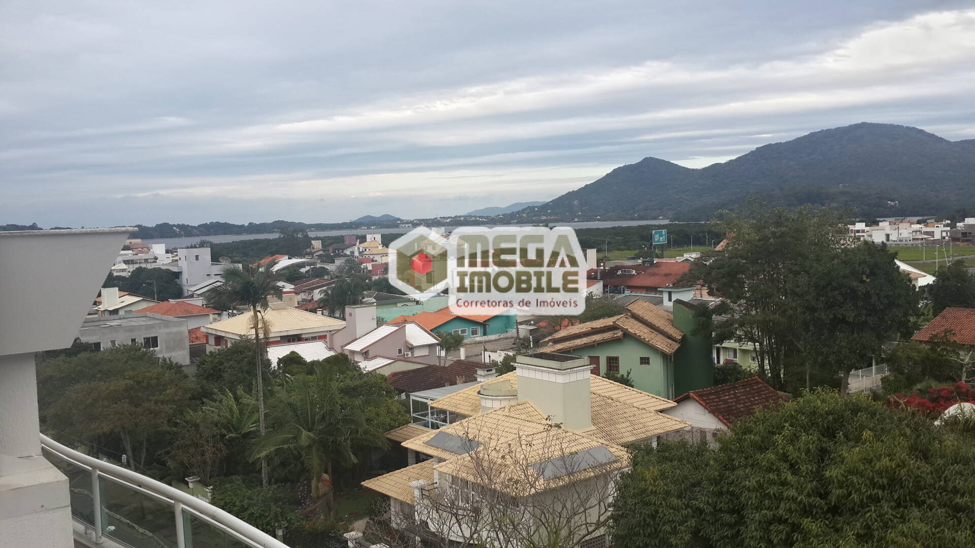 Apartamento à venda com 3 quartos, 199m² - Foto 5