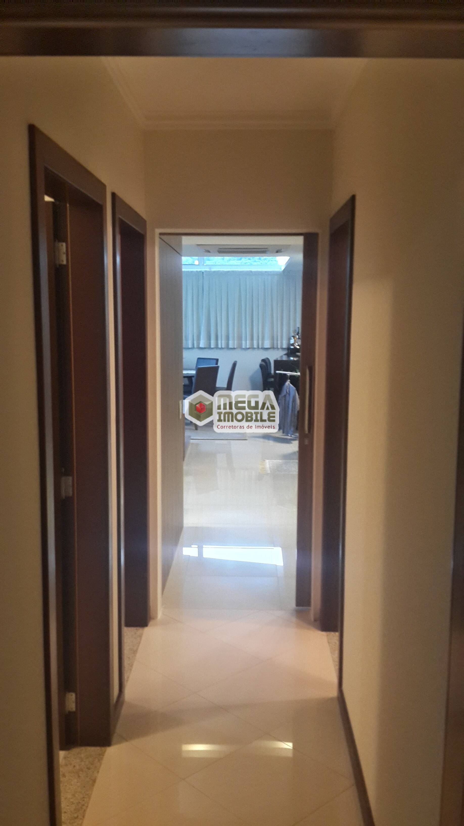 Apartamento à venda com 3 quartos, 199m² - Foto 22