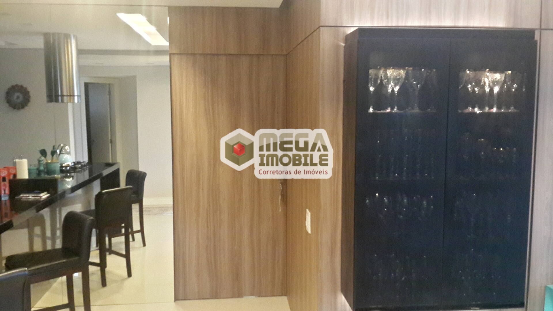 Apartamento à venda com 3 quartos, 199m² - Foto 11
